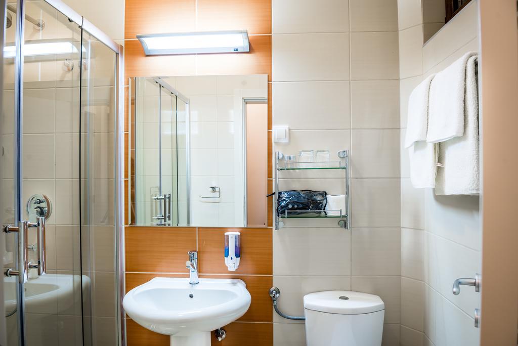 B&B Posejdon Sremska Mitrovica Habitación foto