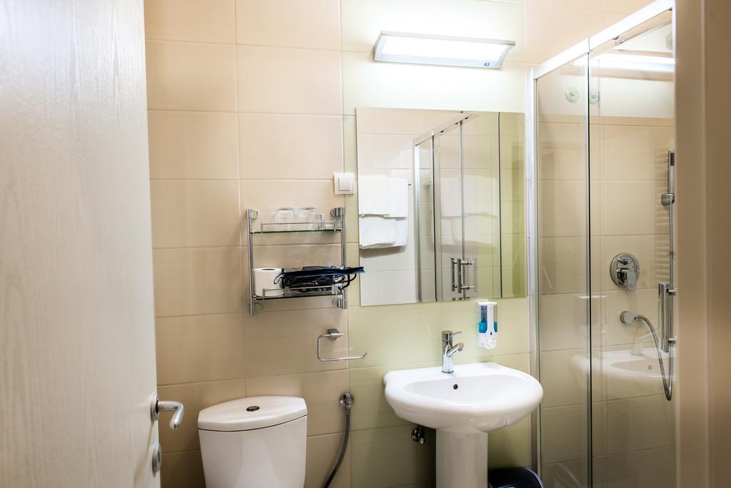 B&B Posejdon Sremska Mitrovica Habitación foto